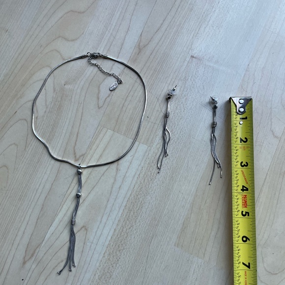 Jewelry - Earrings and necklace